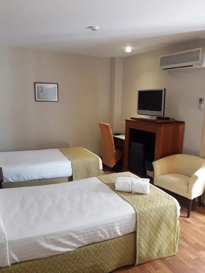 Carlos V Málaga Hotel